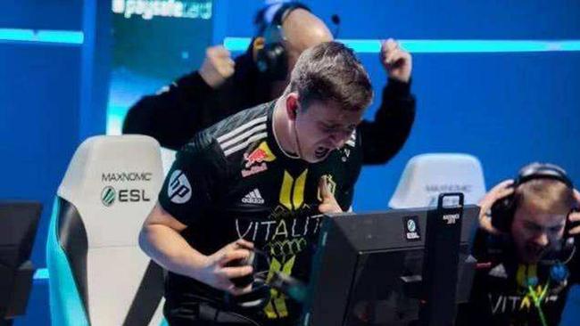 乔治45度 乔治45度